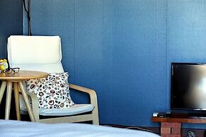 Luna in Jeju Pension