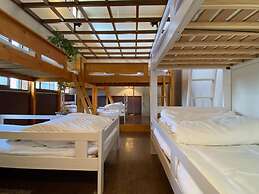 Guest House Nishiborakan - Hostel