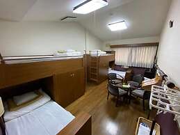 Guest House Nishiborakan - Hostel