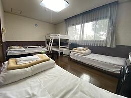 Guest House Nishiborakan - Hostel