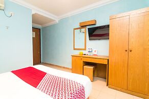 OYO 1581 Hotel Grand Palace