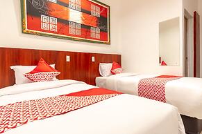 Super OYO 1377 Os Residence