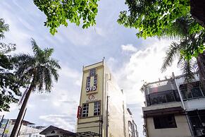 Super OYO 1377 Os Residence