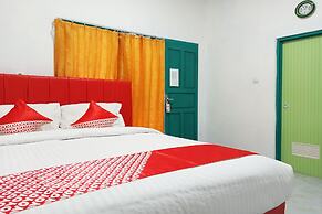 Super OYO 1377 Os Residence