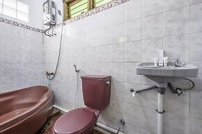 Capital O 1541 Puri Cikole Asri