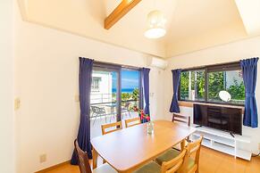 Regina Ishigaki Kabira Sky