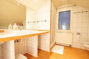 Tolstov-Hotels Beautiful Villa with Big Garden