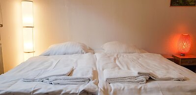 Tolstov-Hotels Beautiful Villa with Big Garden