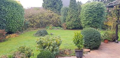 Tolstov-Hotels Beautiful Villa with Big Garden