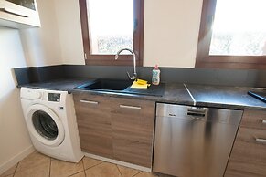 Tolstov-Hotels Beautiful Villa with Big Garden