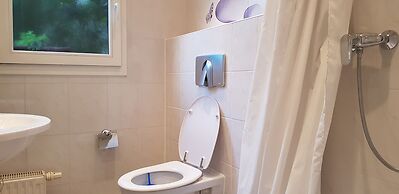 Tolstov-Hotels Beautiful Villa with Big Garden