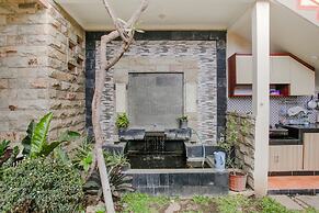 OYO 1692 Villa Akbar 3