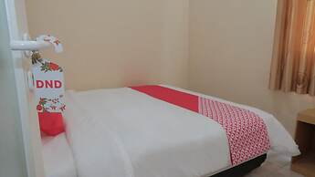 OYO 1692 Villa Akbar 3