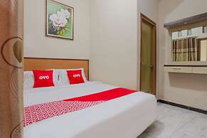 OYO 1692 Villa Akbar 3