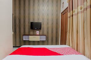 OYO 1692 Villa Akbar 3