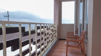 OYO 1692 Villa Akbar 3