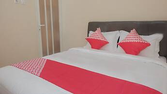 OYO 1692 Villa Akbar 3