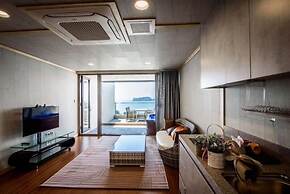 Visby Jeju Palm Village