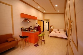 Visby Jeju Palm Village