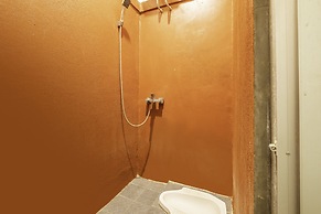 SPOT ON 2080 Rumah Kita Residence