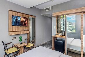 Dem İstanbul Airport Hotel