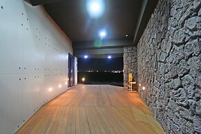 Sea and Star Pension