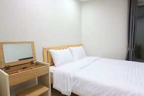 Sea and Star Pension