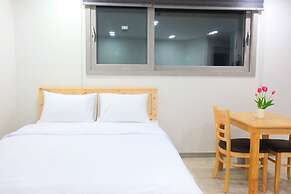 Sea and Star Pension