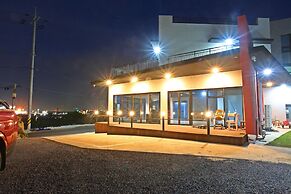 Sea and Star Pension