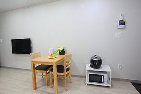 Sea and Star Pension