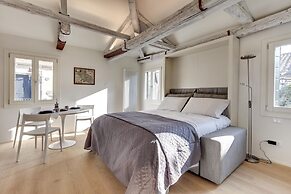 Venice Skyline View Sudio Apartment