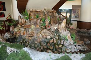 Mingalar Thiri Hotel