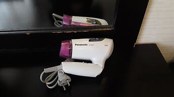 Mingalar Thiri Hotel