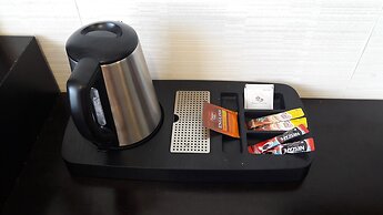 Mingalar Thiri Hotel