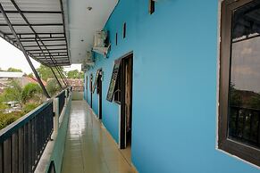 OYO 1784 Hj. Aniek Residence