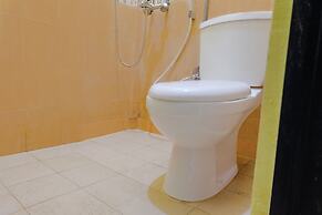 OYO 1784 Hj. Aniek Residence