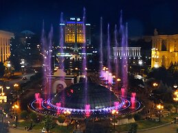KyivHome Best view on Independence Square