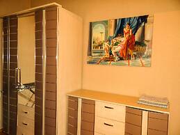 KyivHome Basseyna 17 City centre