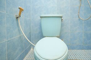 OYO Life 2090 Ratna Backpacker Syariah