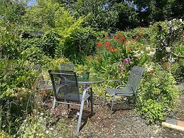 Yr  Hen Farcdy Bed & Breakfast