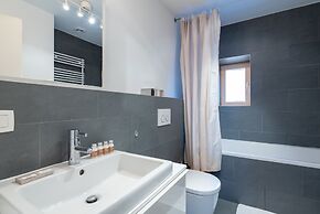 Europea Luxury Duplex Residence Flagey