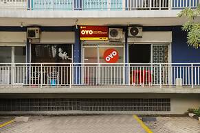 OYO 2103 Lauv Room 2 Grand Centerpoint Tower B