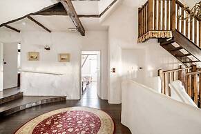 Rosehill House