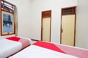OYO Capital O 1808 New Bandungan Indah
