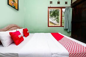 OYO Capital O 1808 New Bandungan Indah