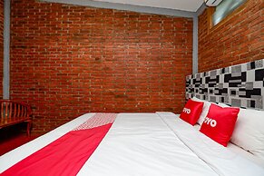 OYO Capital O 1808 New Bandungan Indah