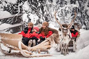Magical Pond Nature Igloos