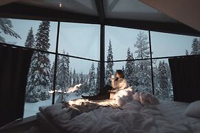 Magical Pond Nature Igloos