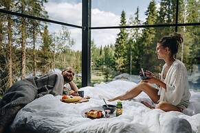 Magical Pond Nature Igloos