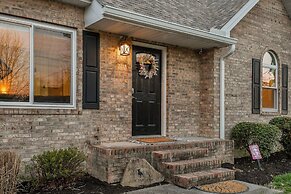 Rotties' 2 Bedroom Home by RedAwning